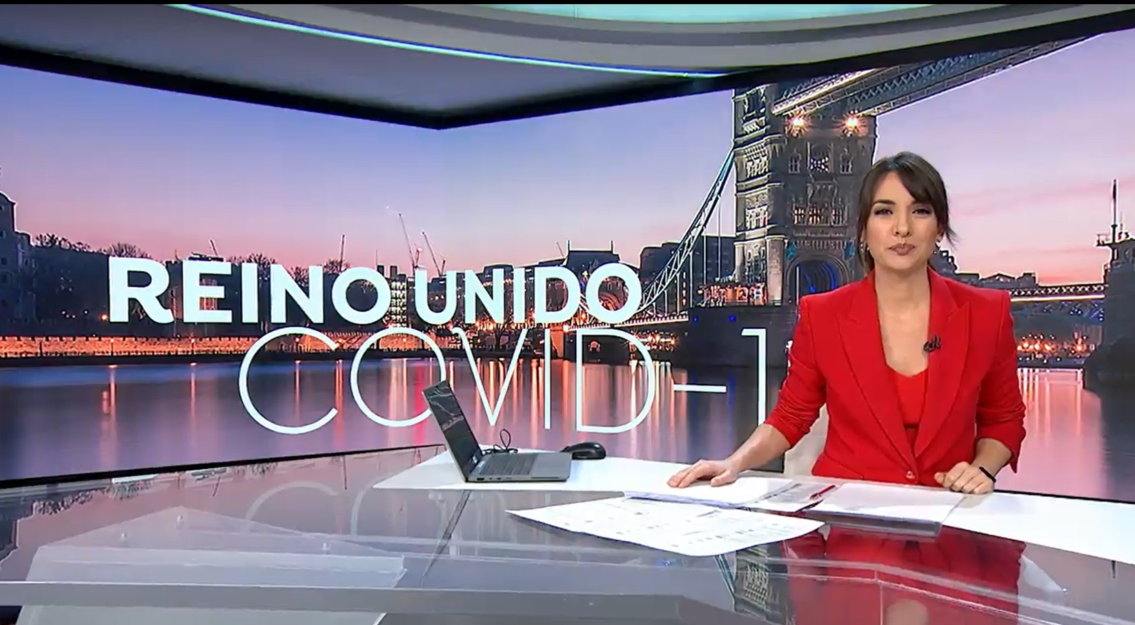 antena3 , noticias2 , 7 enero, 2022, Esther Vaquero, programapublicidad
